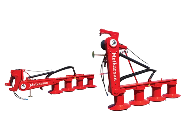 Bubnové kosy Metkarsan jsou příkladem precizního inženýrství. Tyto robustní stroje účinně sekají a upravují trávu, čímž zajišťují optimální krmivo pro hospodářská zvířata.